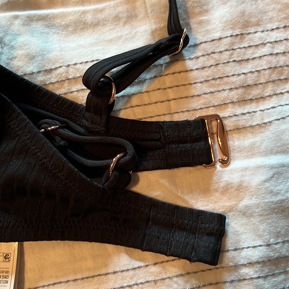 Push-up bikini top NWT - Picture 4 of 5